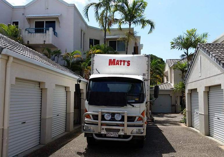 Matts-Transport-and-Removals-Group-13-landscape